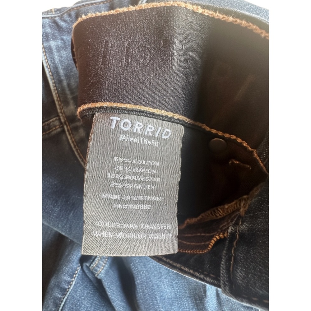 Torrid Bombshell Skinny Distressed Jeans Women 16S Dark Wash Ripped Denim Pants - Picture 5 of 5